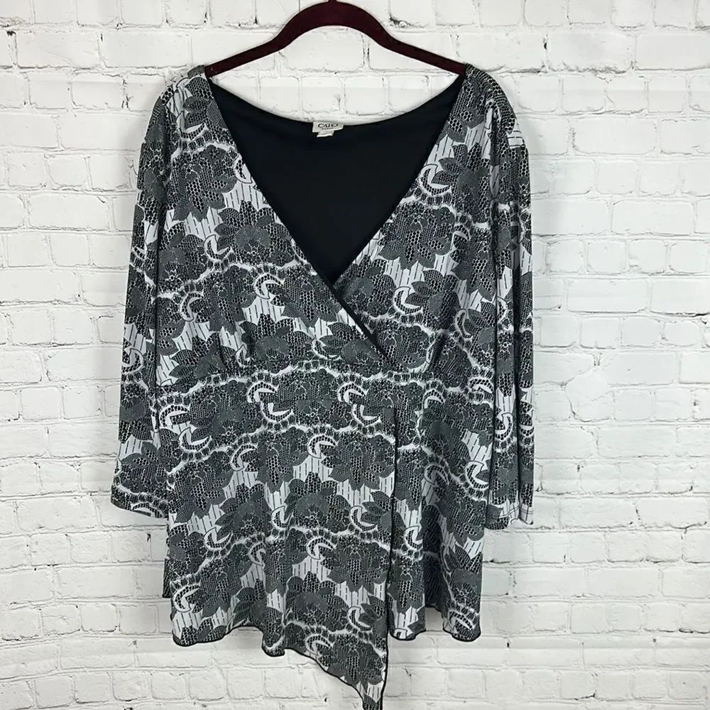 Cato Black and White 3/4 Sleeve Blouse Size 22/24W